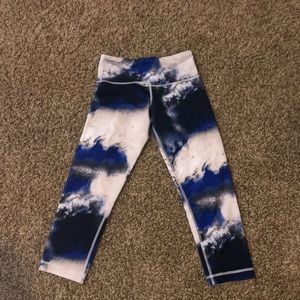 Size two Lululemon capris
